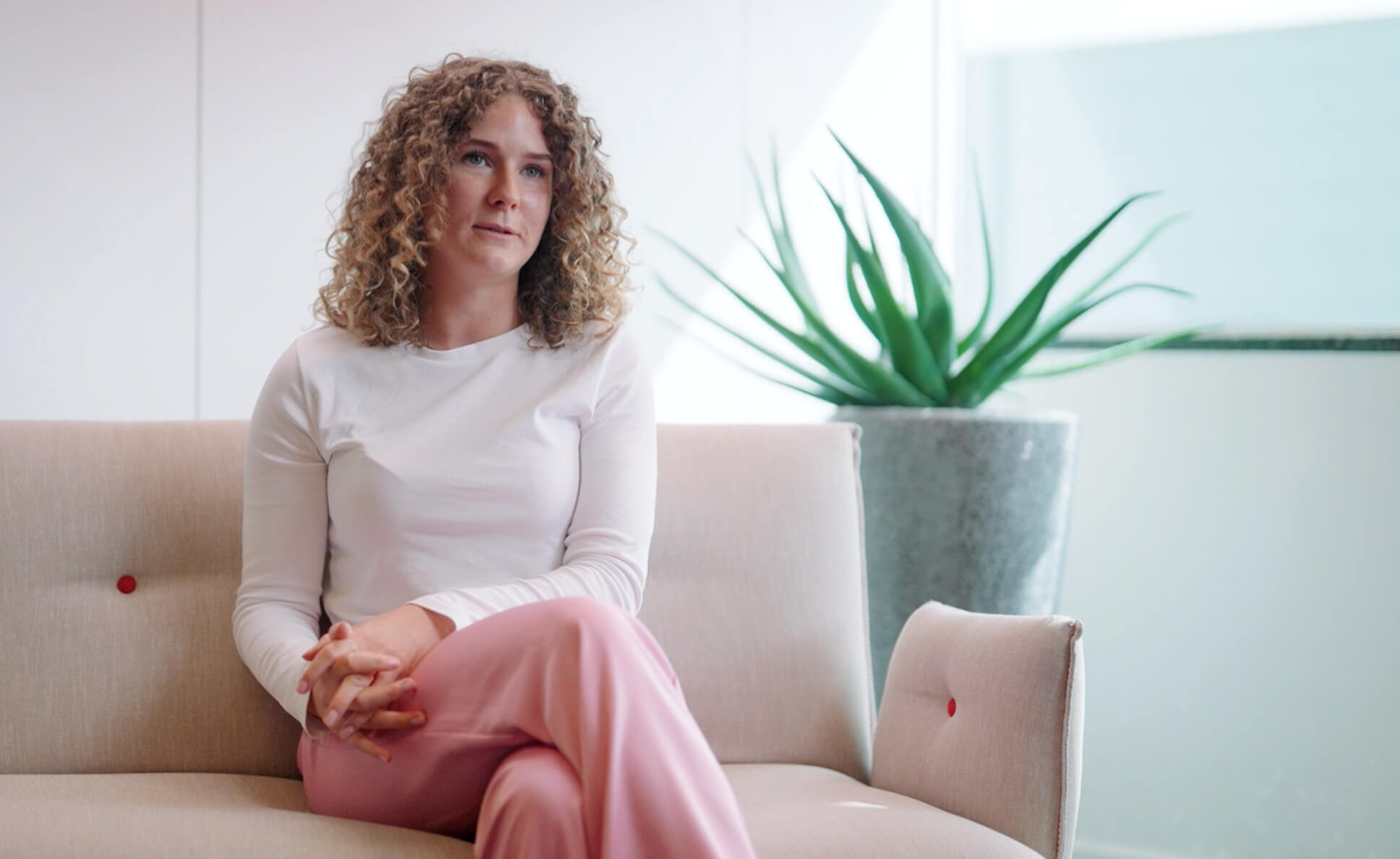Grow your ambition as a Talent Acquisition Consultant- Testimonial Julie